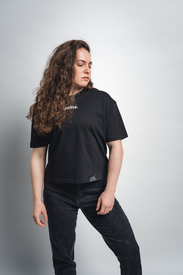 Female boxy cropped t-shirt